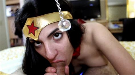 Soft Fetish Hard Sex Mesmerized Wonder Woman Follows Orders And