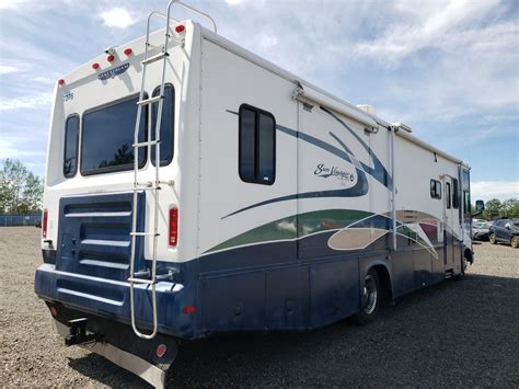 workhorse custom chassis motorhome chassis   sale nb moncton vehicle  copart