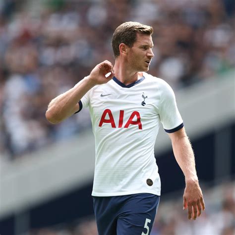 jan vertonghen  hes  discussing  spurs contract   news scores highlights