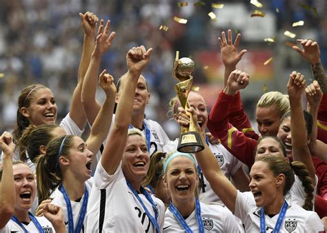 U S Women S National Soccer Team Files Wage Discrimination Complaint