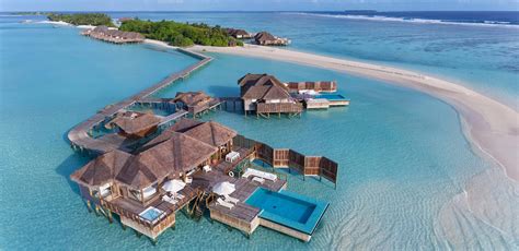 conrad maldives rangali island hotel review signature luxury travel style