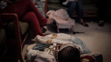 tunisia s single mothers still struggle to overcome stigma al monitor