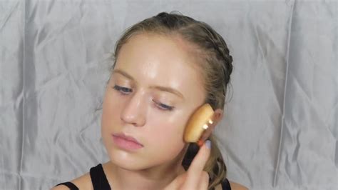 dad narrates his teen daughter s makeup tutorial—and it s pure comedy