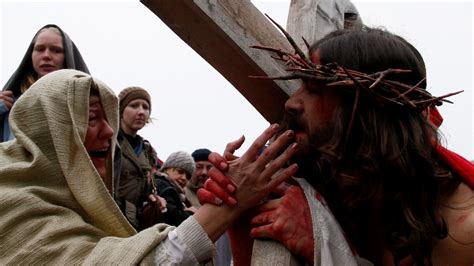 the passion of christ performed for easter itv news