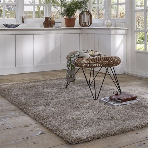 tapis shaggy cosy glamour taupe esprit home