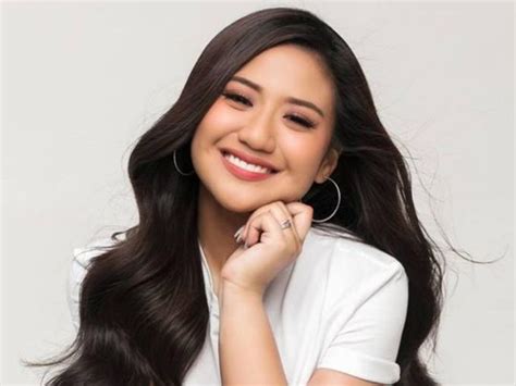 filipino singer morissette talks about her music journey and her big on