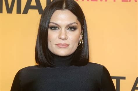 Jessie J Slams Wild Fans For Asking If She S Pregnant After She