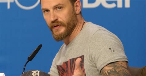 there is nothing wrong with asking tom hardy about sexuality time