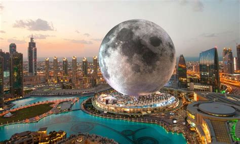 moon world resorts  eyeing dubai    moon shaped resort