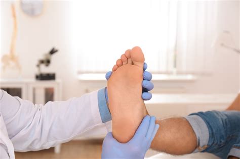 podiatrist foot healthiack