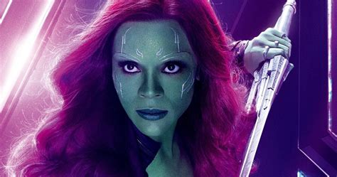 How Zoe Saldana Felt About Gamora S Big Moment In Infinity War