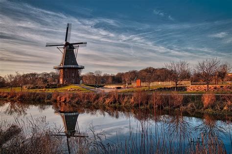 de zwaan windmill  hermis tejeda photo  px holland windmills windmill photo