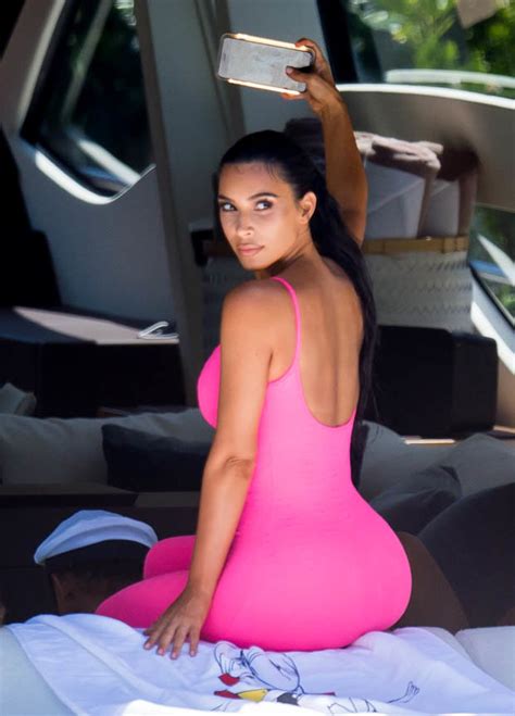 Kim Kardashian Kanye West S Wife Shows Off Logic Defying