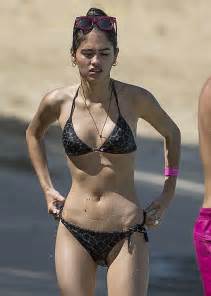 kim turnbull in bikini on the beach in barbados gotceleb sexiezpix