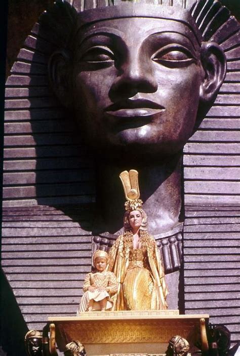 E T Cleopatra Elizabeth Taylor The Bible Movie