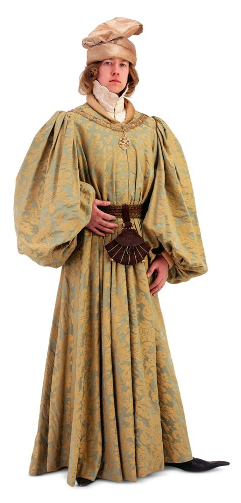 medieval fashion facts medieval costumes dk find  medieval