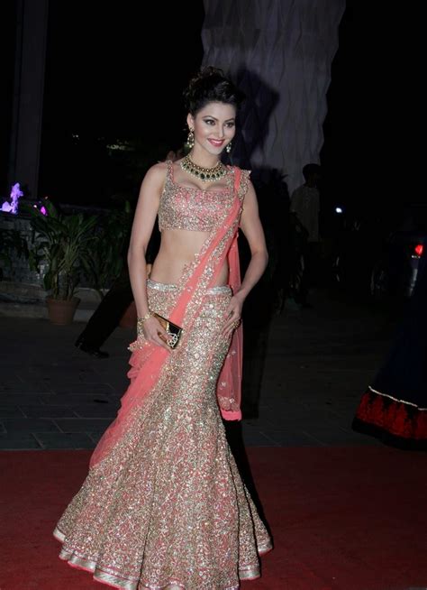 high quality bollywood celebrity pictures urvashi rautela showcasing her amazing figure in