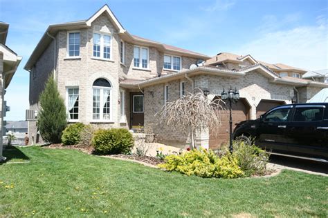 sale beautiful home  barrieontario   bluffs     dunnett dr barrie