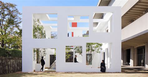 sou fujimoto exhibits scaled model  house    national museum  modern art tokyo