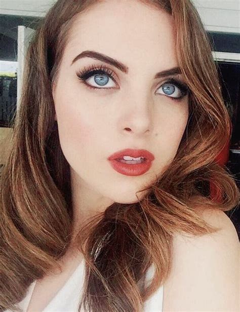 Elizabeth Gillies Hermosas Celebridades Belleza Mujer Belleza De Mujer