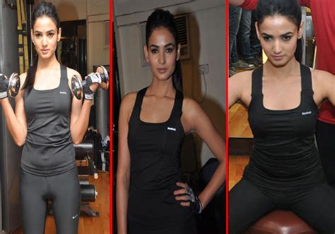Sonal Promotes 3g In A Gym Watch Pix Bollywood News India Tv