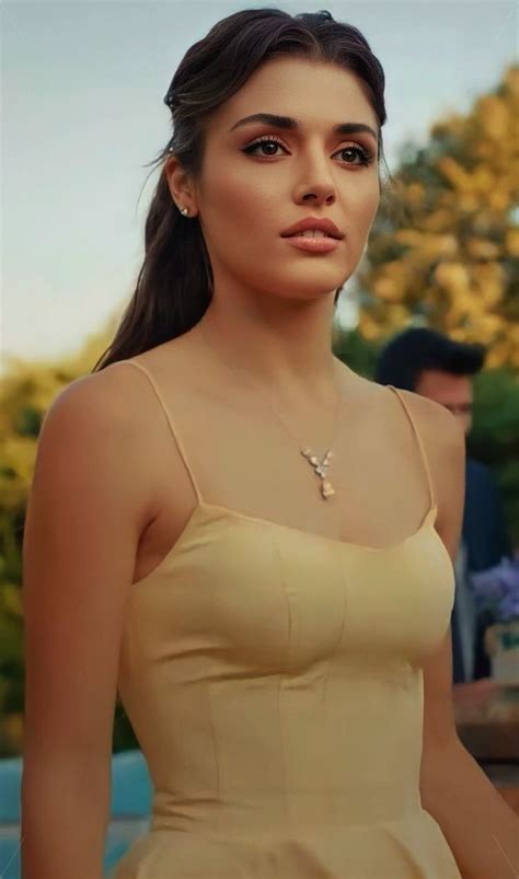 Hande Erçel ♥️ Ah Sexy Looks ♥️ In 2022 Turkish Fashion Classy