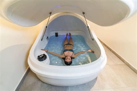 benefits  float pod therapy ana wellness spa crowne plaza