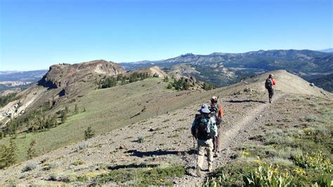 quick guide   hiking  pacific crest trail cleverhiker