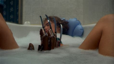 15 scariest bathroom scenes in movie history