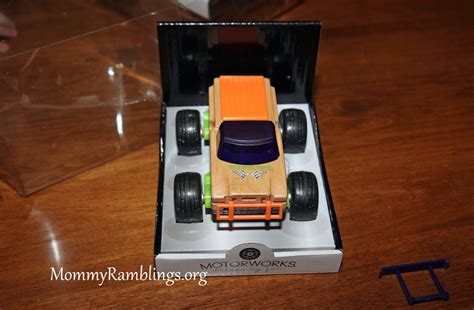 manhattan toy motorworks customizable wood vehicles review giveaway holidaygiftguide