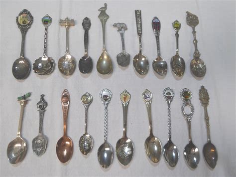 vintage souvenir collectible spoons collectible world etsy