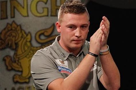 chris dobey darts kollektion alle darts von chris dobey