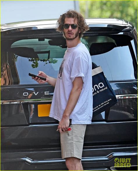 Andrew Garfield Rocks A Scruffy Look While Shopping In London Photo