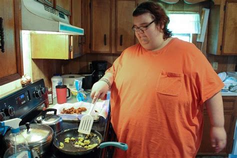 looking good my 600 lb life star chay updates fans amid weight loss