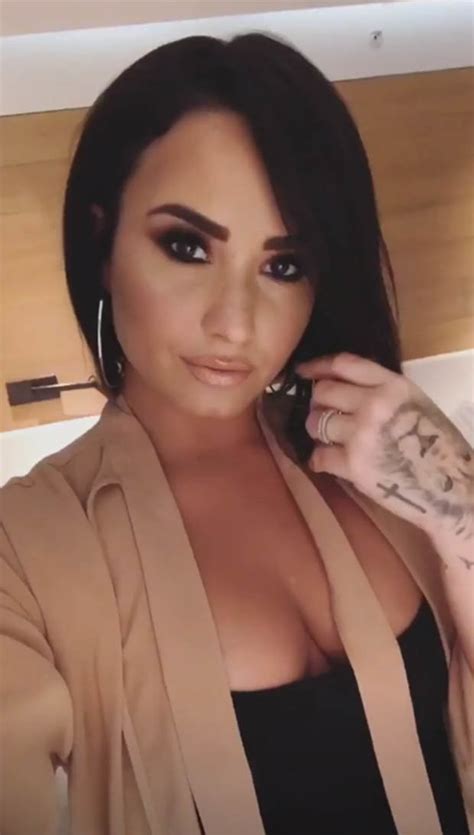 Demi Lovato Confident Singer Shows Off Colossal Cleavage