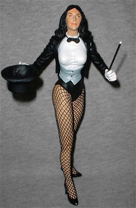 Oafe Dc Direct Justice Zatanna Review