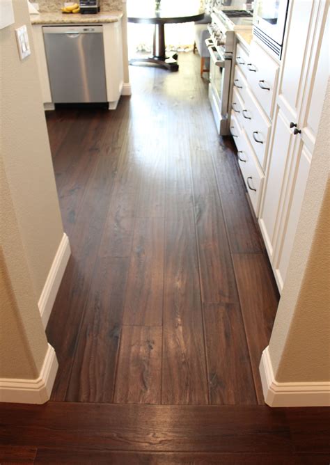 laying hardwood floors direction hallway wikizie  flooring