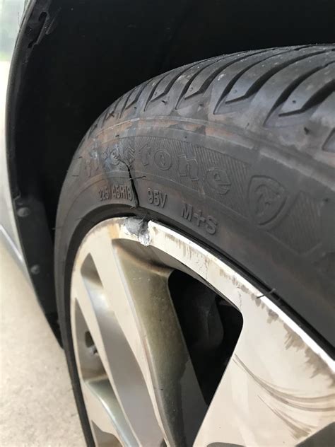 wheels question   damaged rim  tire motor vehicle maintenance repair stack exchange