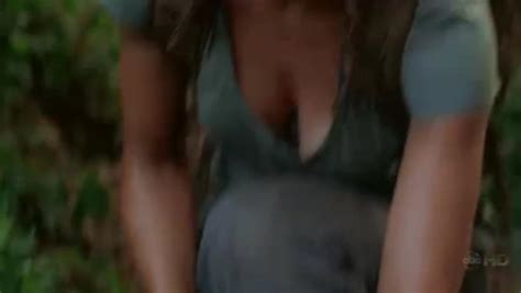 Naked Evangeline Lilly In Lost