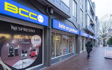 mediamarkt wil acht winkels overnemen van failliet bcc dagblad van het noorden