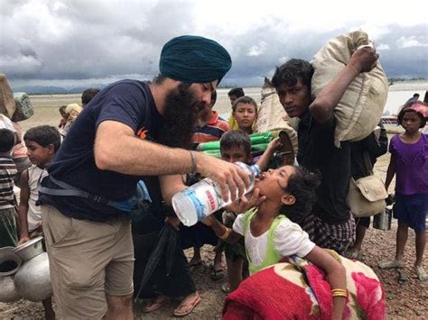 Sikhs Come To Aid Of Rohingya Muslim Refugees Fleeing