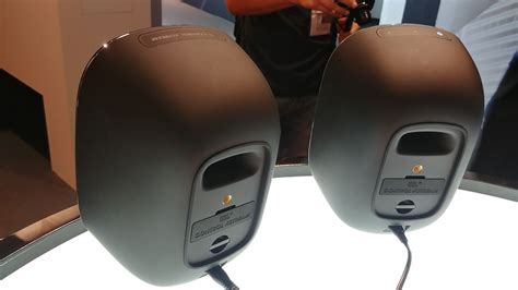 jbl control xstream speaker pair offer built  chromecast  spotify connect technology