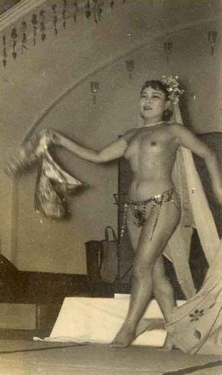 vintage nude showgirls forsamplesex