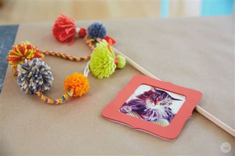 10 Easy Diy Cat Toys Make Cat Toys Out Of Household