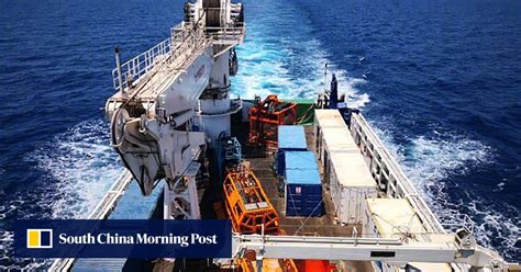 chinese scientists drill  contested south china sea  rising