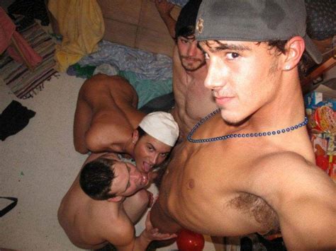 College Guys Get Dick In Their Dorms Springbreak Daily