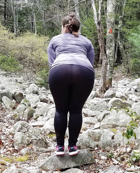 jiggly ass wife big butt outdoor hike 11 pics
