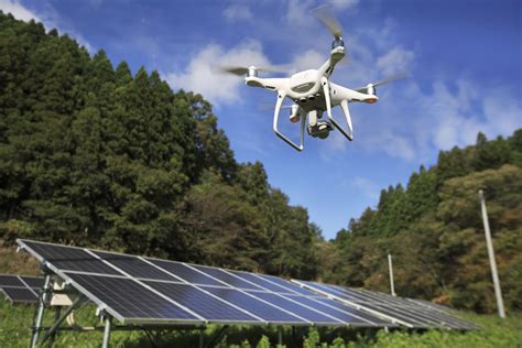 drone  cleaning solar panels priezorcom