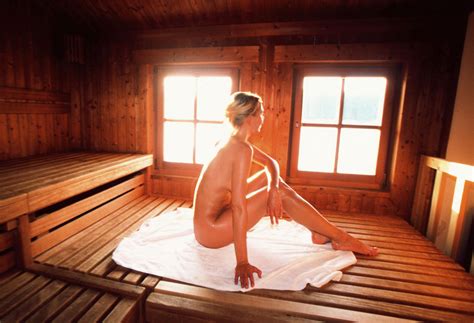 sauna knigge muss ich nackt sein 6 fragen zum saunieren travelbook