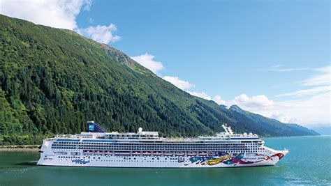 norwegian cruise  launches  caribbean package
